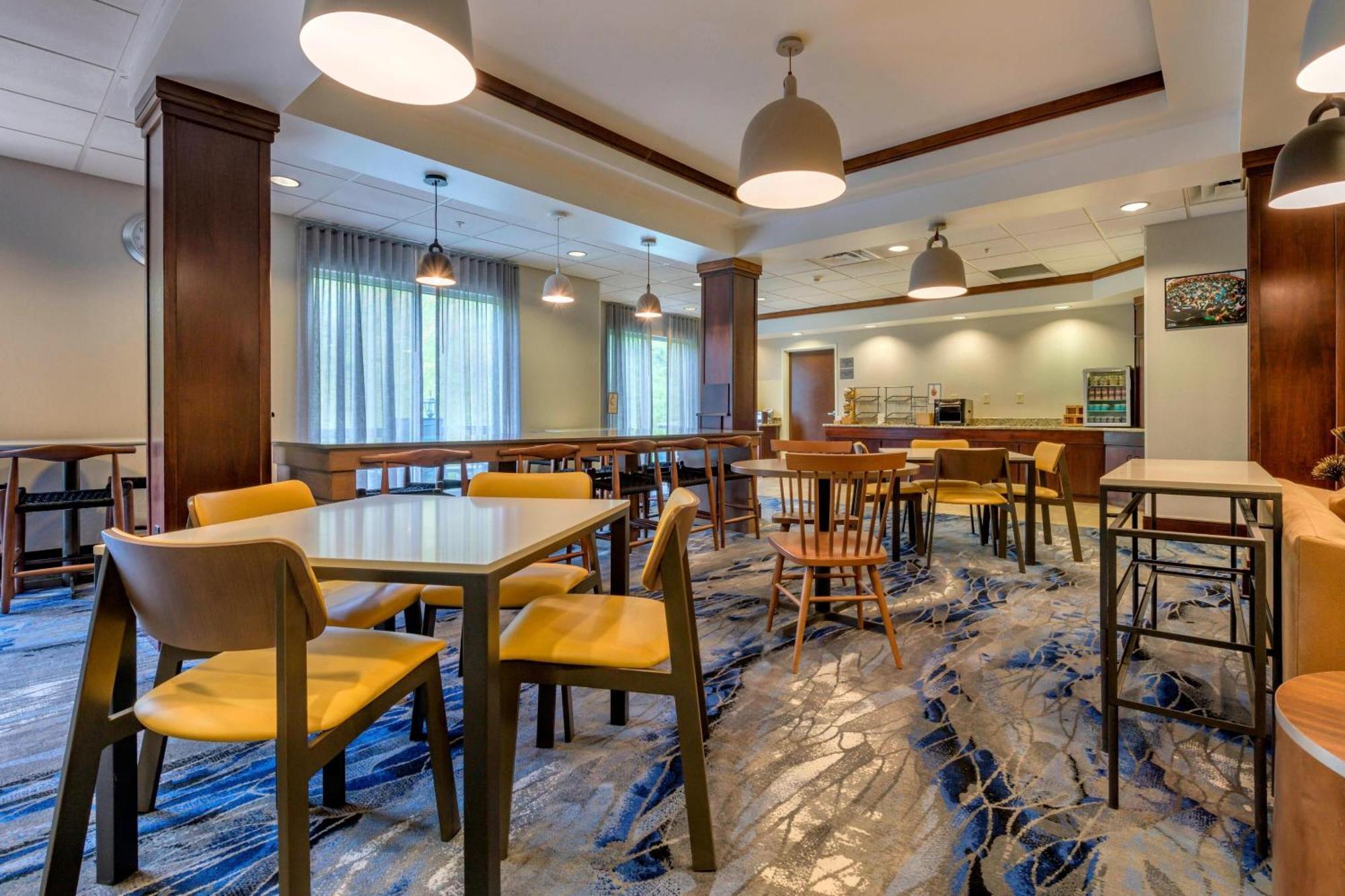 Fairfield Inn & Suites By Marriott Slippery Rock Exterior foto